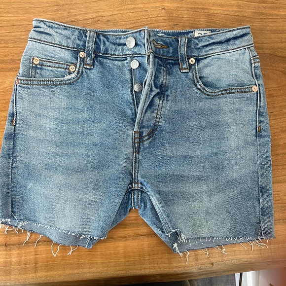 Free people Avery Bermuda Short in Denim Blue size 25, revolve - Picture 3 of 12